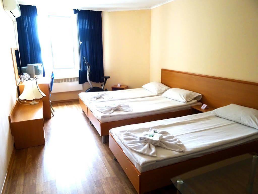 Family Hotel Dalis ソフィア エクステリア 写真